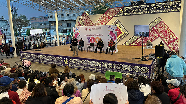 Asamblea informativa de los 100 días de Gobierno en la Ciudad de México en la colonia Adolfo López Mateos
